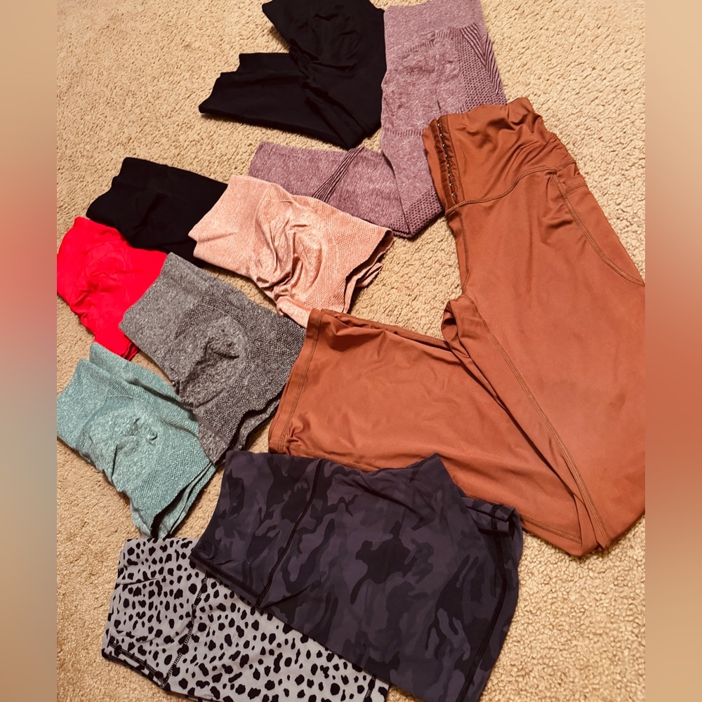 10 pair of workout bottoms - new